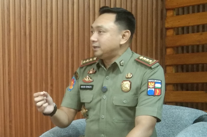 Kepala Satpol PP Kota Bogor, Agustian Syach.