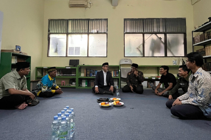 Agenda Ketua Umum Pimpinan Pusat Persatuan Islam (Persis), Jeje Zaenudin saat menyambangi Kota Bogor.