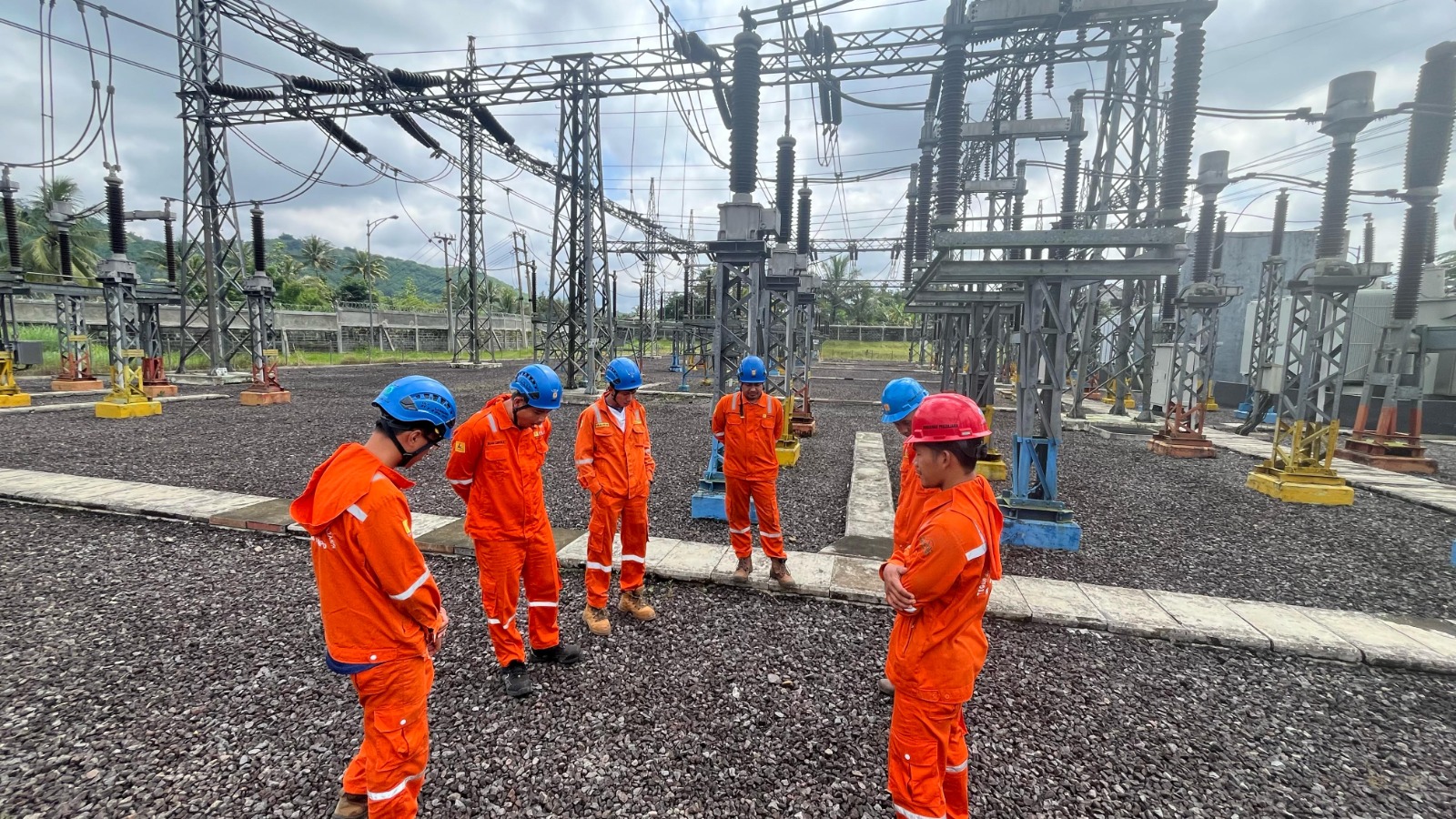Laksanakan Pemeliharaan Korektif, PLN UPT Bogor Pastikan Keandalan Pasokan Listrik Selama Tahun Baru Imlek