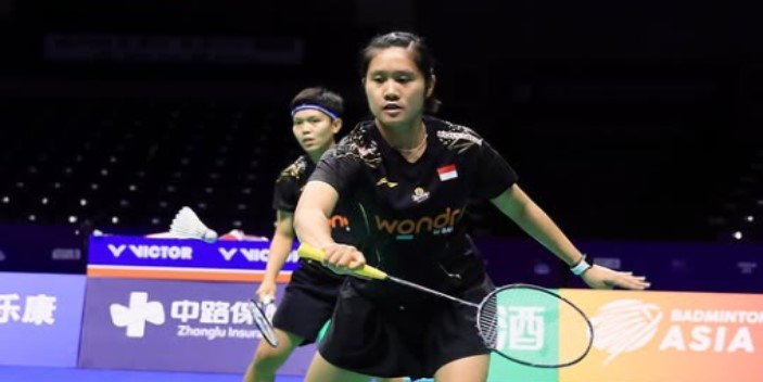 Pasangan ganda putri Lanny Tria Mayasari dan Siti Fadia Silva Ramadhanti yang akan turun di partai semifinal Badminton Asia Mixed Team Championship 2025