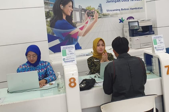 First Media memberikan promo Cinta dan Romantis.