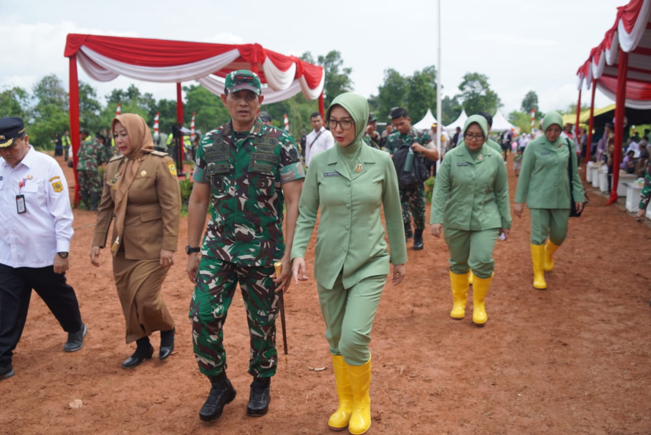 Pembukaan TMMD Di Kecamatan Leuwiliang Kabupaten Bogor.