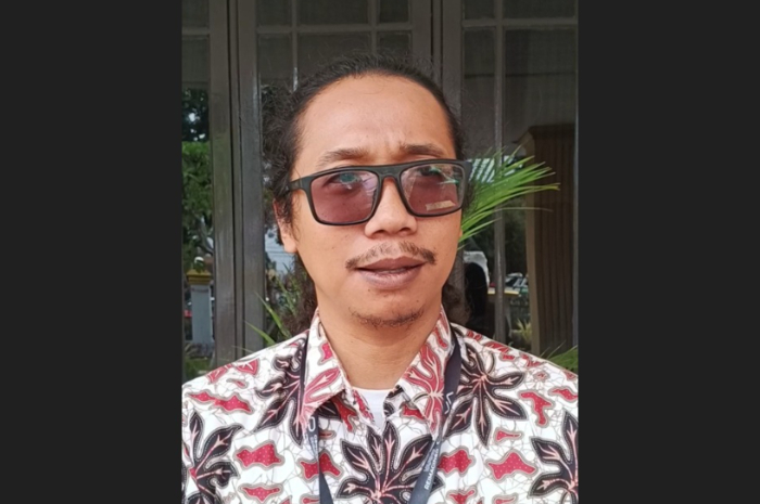 Kuasa hukum Vina Yuliani, Ahmad Syaugi Akbari saat memberikan keterangan pers soal kasus Vina Yuliani.