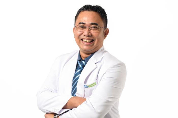Psikiater Pusat Kesehatan Jiwa Nasional RSMM, dr Lahargo Kembaren memaparkan tips menjaga kesehatan mental bagi pekerja.