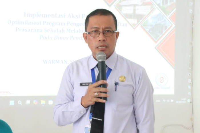 Kepala Bidang Sarana dan Prasarana (Kabid Sarpas) Disdik Kabupaten Bogor, Warman Ghaisan.