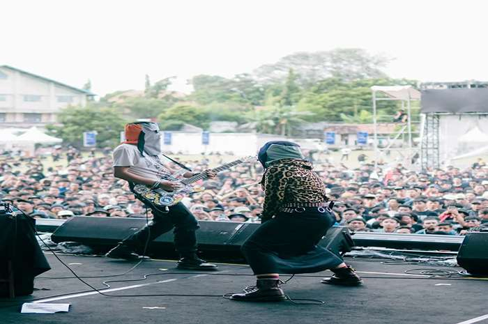 Aksi Panggung Band Sukatani.