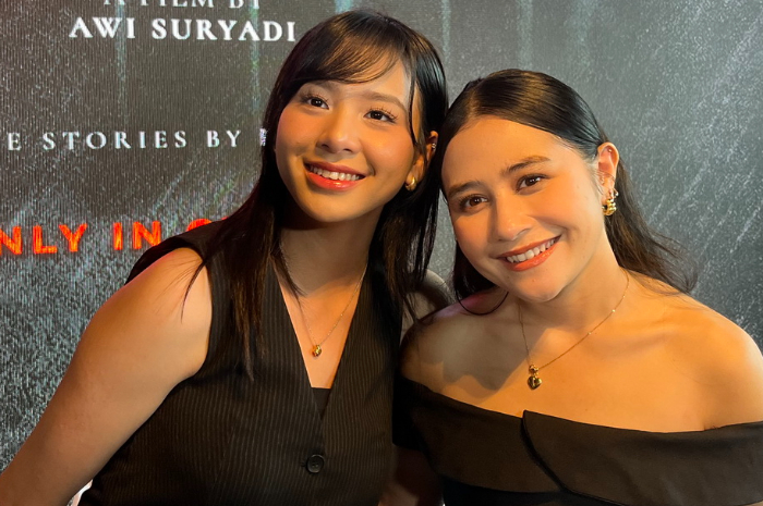 Zee JKT48 saat bersama Prilly Latuconsina