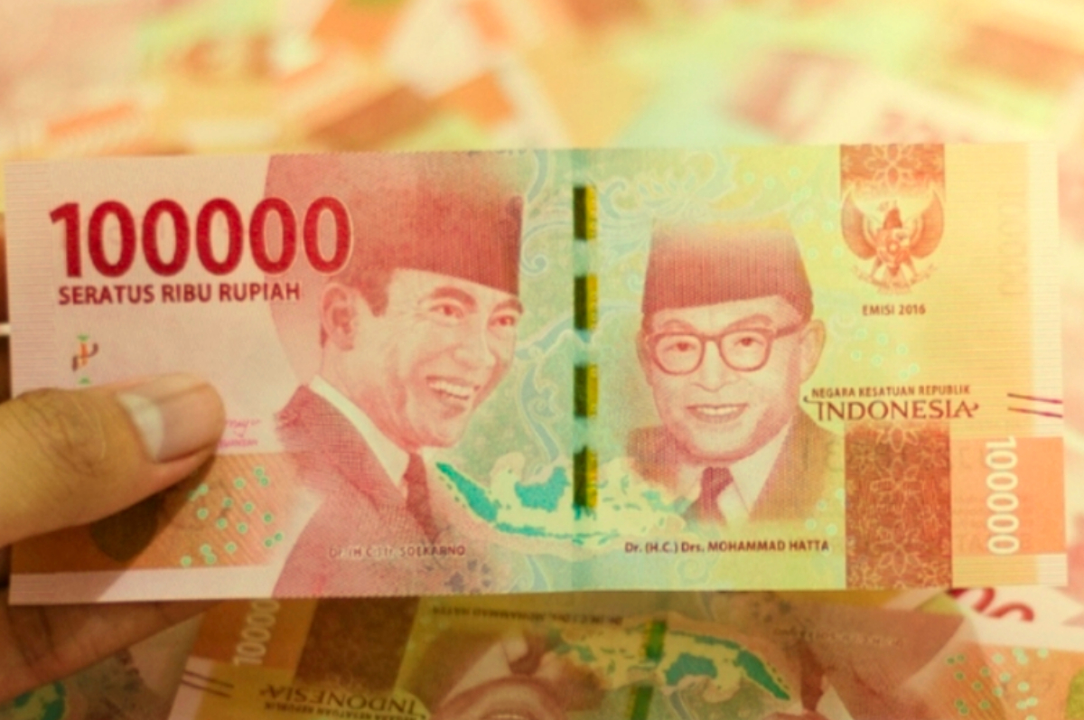 Ilustrasi uang pencairan bansos.