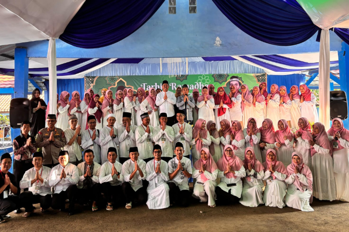 SMP Negeri 1 Cigombong akan melaksanakan Brilian Pesantren atau Briliantren selama bulan suci Ramadhan 1446 H.