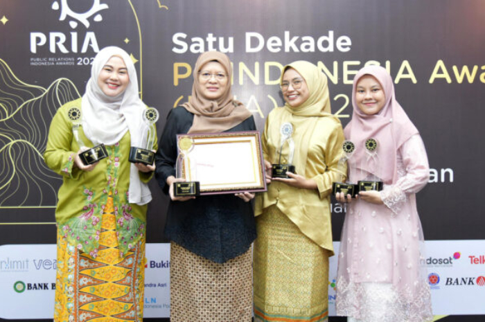 IPB University meraih Platinum Winner pada ajang Public Relations Indonesia Awards (PRIA) 2025 yang digelar PR Indonesia di Graha Pos Indonesia, Bandung.