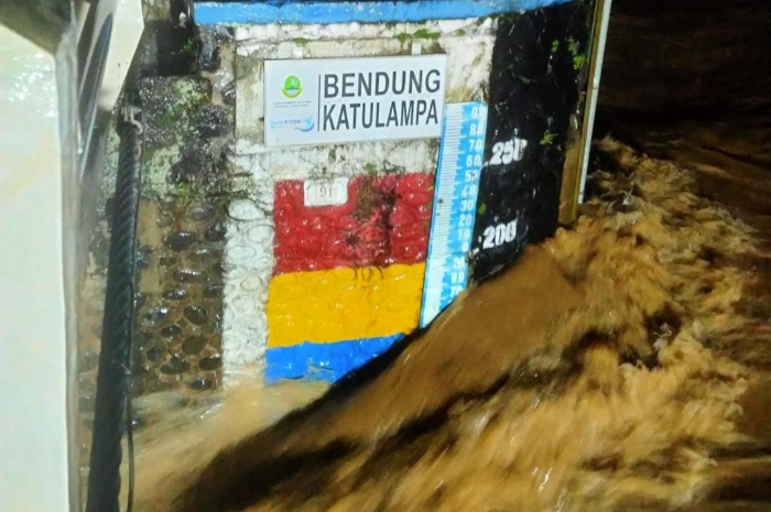 Bendung Katulampa Kota Bogor berstatus siaga 2