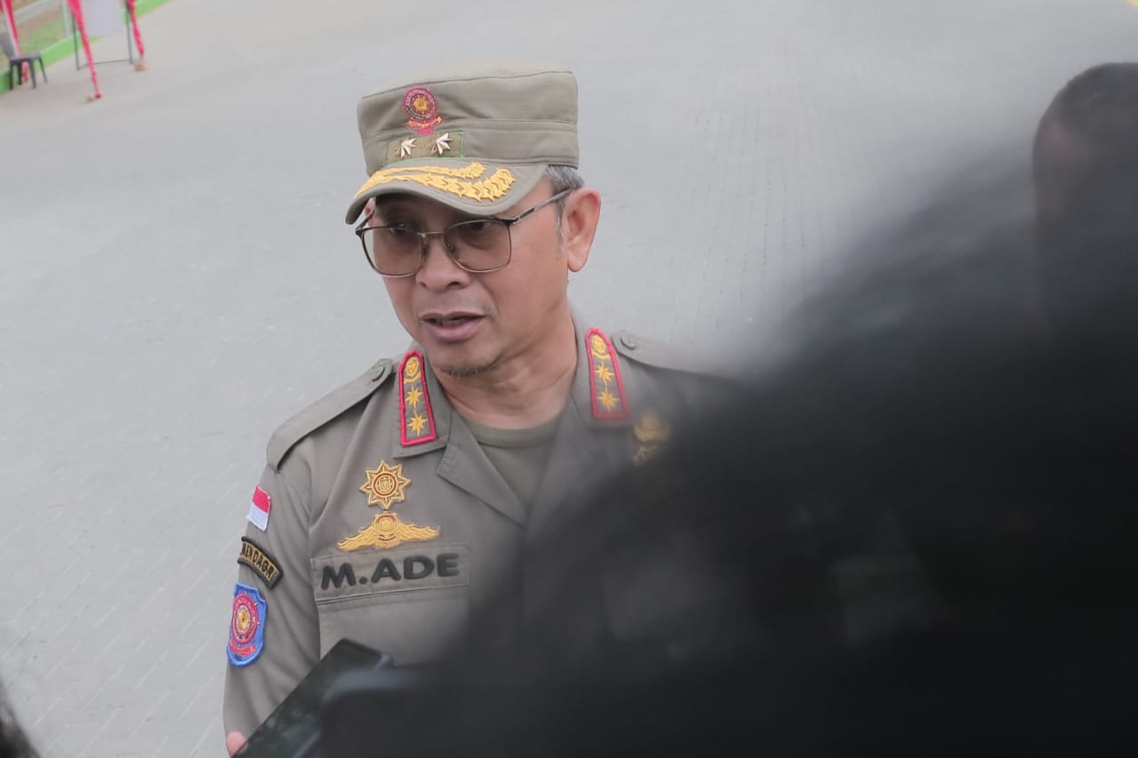 Kasat Pol PP Jawa Barat Muhammad Ade saat dimintai keterangan soal Hibisc Fantasy Puncak Bogor.