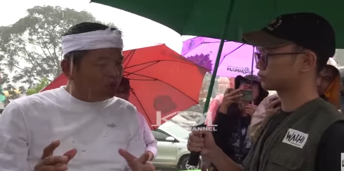 Gubernur Jawa Barat saat bertemu perwakilan Walhi di Hibisc Puncak Bogor