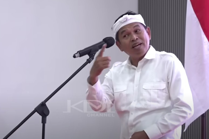 Gubernur Jawa Barat Dedi Mulyadi memberikan arahan kepada bupati dan wali kota se-Jabar.