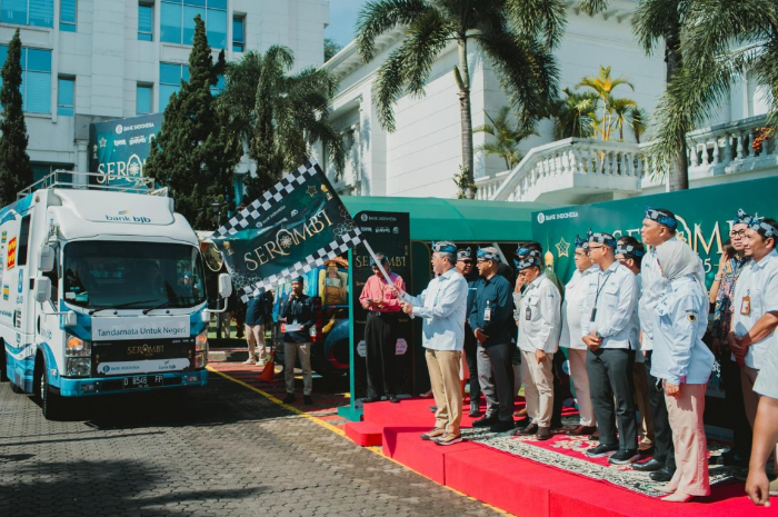 Bank bjb turut mendukung program Pintar BI dalam layanan penukaran uang baru periode Ramadhan dan Lebaran 2025.