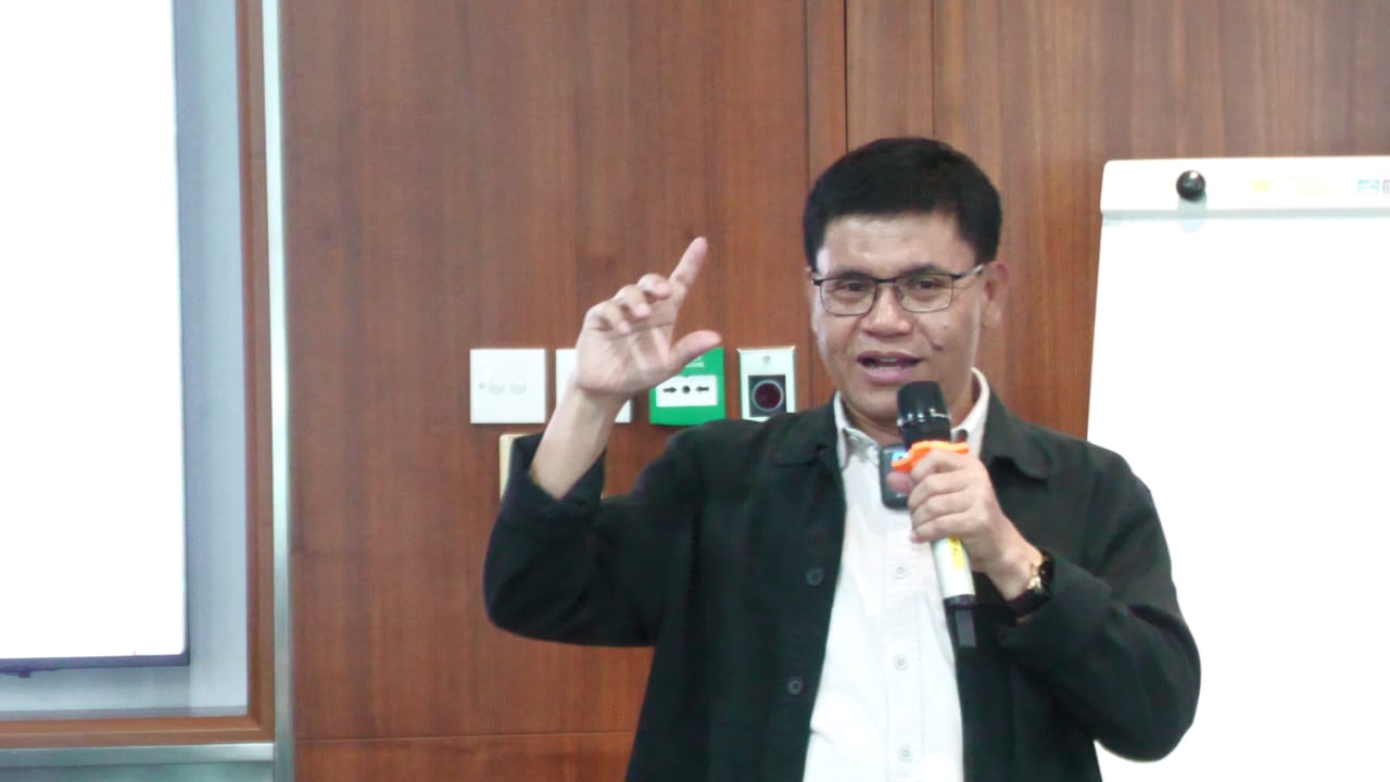 Dr. Rimun Wibowo, Wakil Dekan Fakultas Teknik Sipil dan Sains UIKA Bogor ikut angkat suara soal kerusakan lingkungan di Puncak.