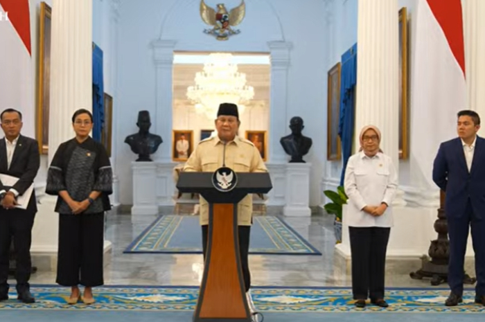 Presiden RI Prabowo Subianto saat konferensi pers di Istana Negara, Selasa (11/2/2025) sore.