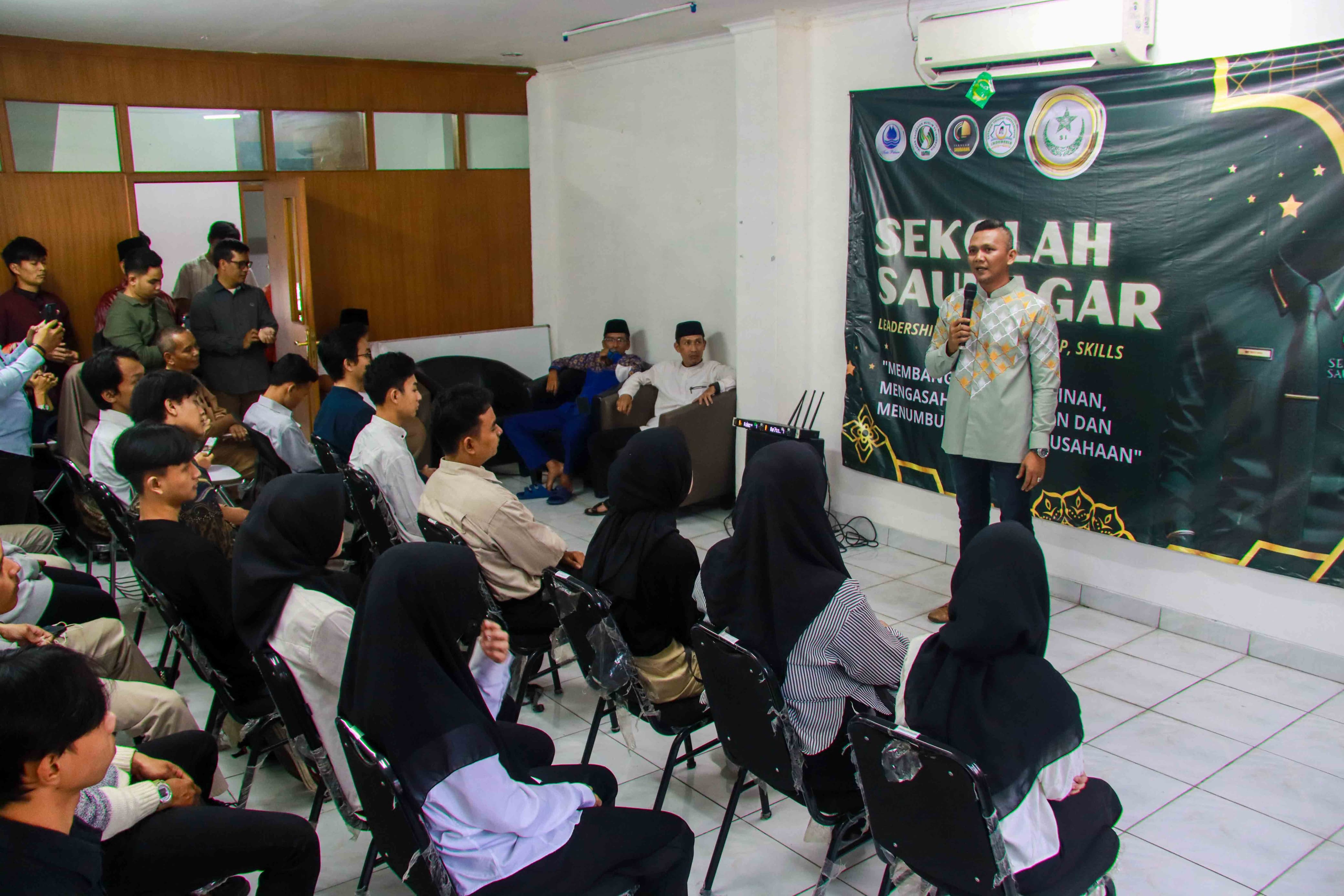 Wakil Wali Kota Bogor, Jenal Mutaqin saat menghadiri Sekolah Saudagar Syarikat Islam Kota Bogor.