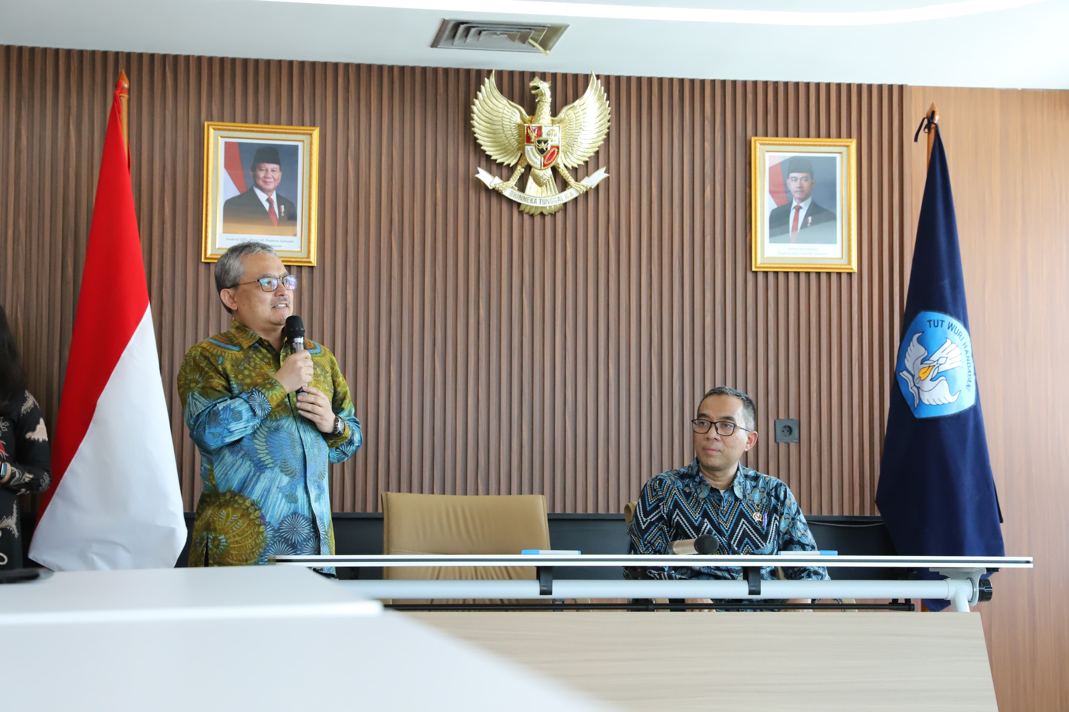 Perpusnas RI bersama Kemendikti Saintek menjalin kerjasama penyediaan fasilitas bagi jurnal ilmiah secara terintegrasi di kantor Kemendikti Saintek, Kamis (14/3/2025).