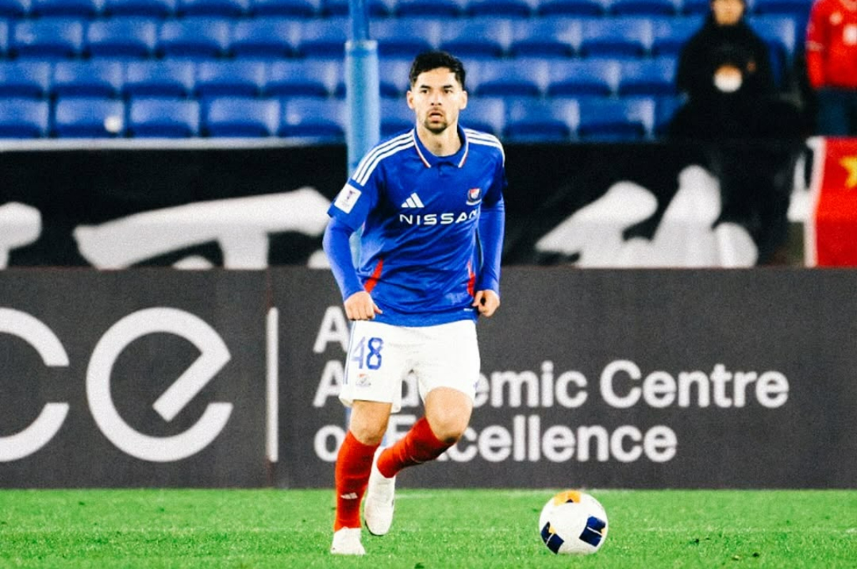Sandy Walsh berkarir di liga Jepang.