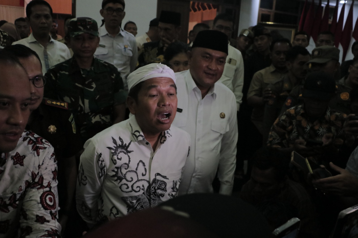 Gubernur Jawa Barat Dedi Mulyadi akan selesaikan berbagai masalah di Kabupaten Bogor.