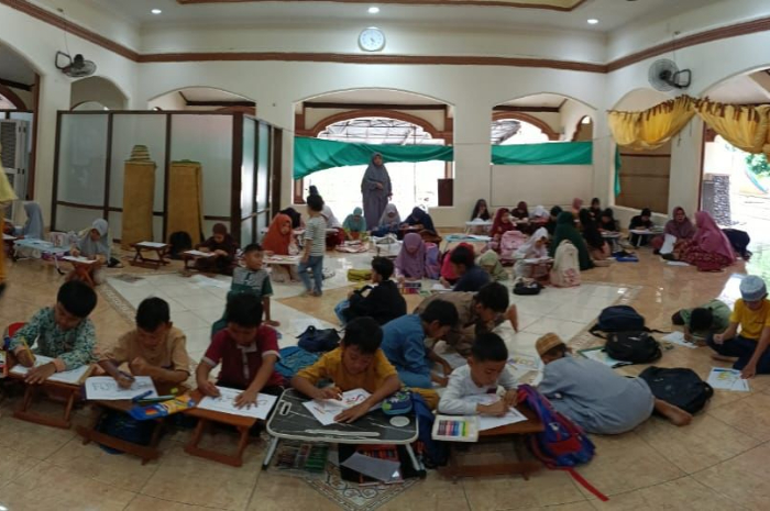 Suasana saat berlangsungnya pesantren kilat di Masjid Besar An Nur Dramaga Bogor.