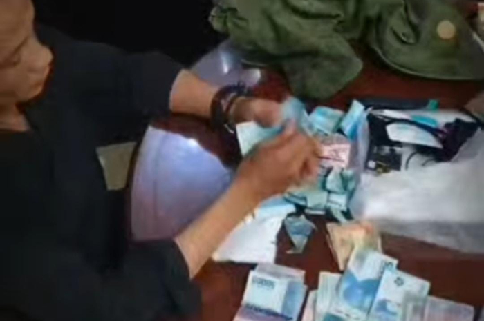 Polisi menangkap preman yang diduga sering melakukan pungli ke pedagang di Pasar Bogor.