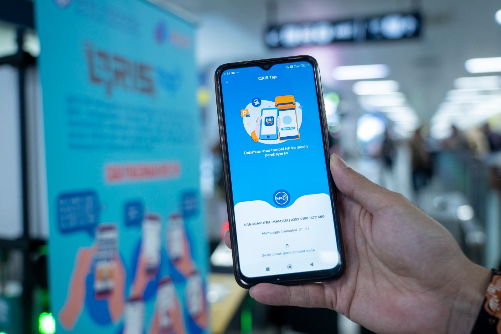 QRIS TAP, fitur pembayaran berbasis NFC yang diluncurkan BRI baru-baru ini