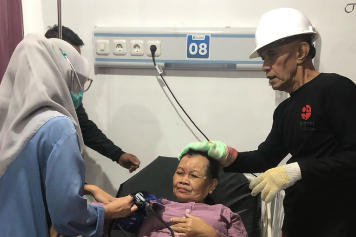 Korban luka akibat longsor yang terjadi di Rangga Mekar, Kecamatan Bogor Selatan, Kota Bogor.