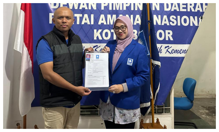 Zakiyatul Fikriyah Al Aslamiyah secara resmi mengembalikan berkas pendaftaran sebagai calon formatur untuk Musda ke-VI DPD PAN Kota Bogor.