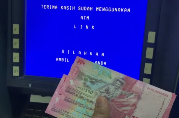 Jelang Lebaran, bank menyiapkan uang tunai dan transaksi digital.