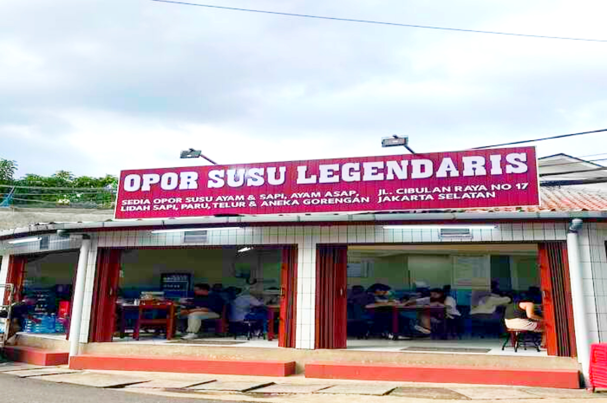 Kedai Opor Susu Legendaris.