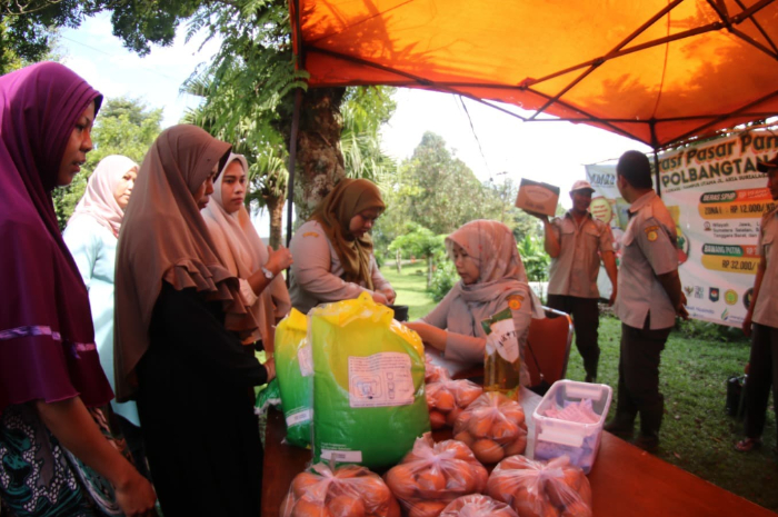 Polbangtan menggelar Operasi Pasar Pangan Murah di Kampus Jurusan Peternakan Polbangtan Bogor, Jalan Snakma, Desa Pasir Buncir, Kecamatan Caringin, Kabupaten Bogor.