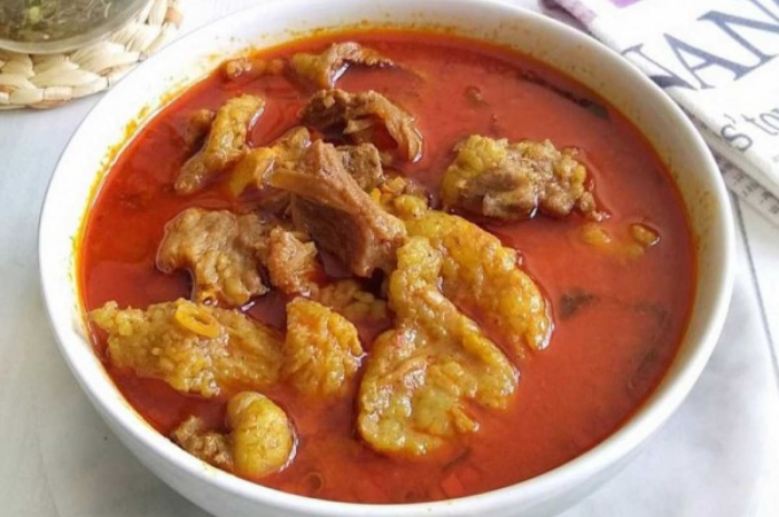 Ilustrasi gulai cincang khas Padang.