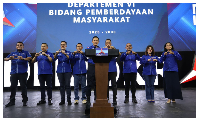 Agus Harimurti Yudhoyono (AHY) bersama Jajaran Pengurus Deputy UMKM Departemen VI.