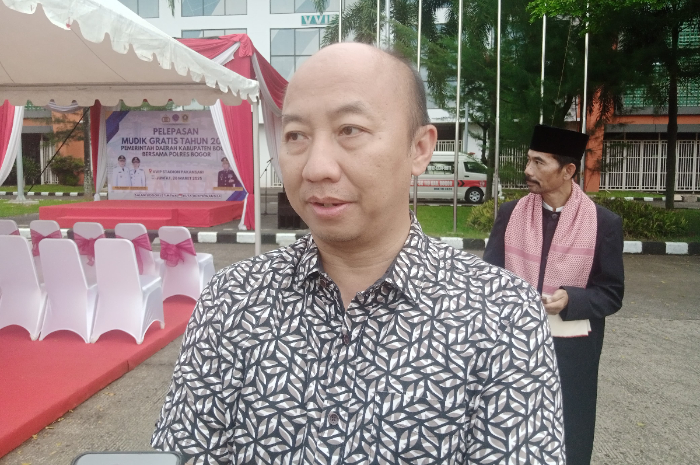 Plt Bappedalitbang Kabupaten Bogor Bambam Setia Aji saat dimintai keterangan.