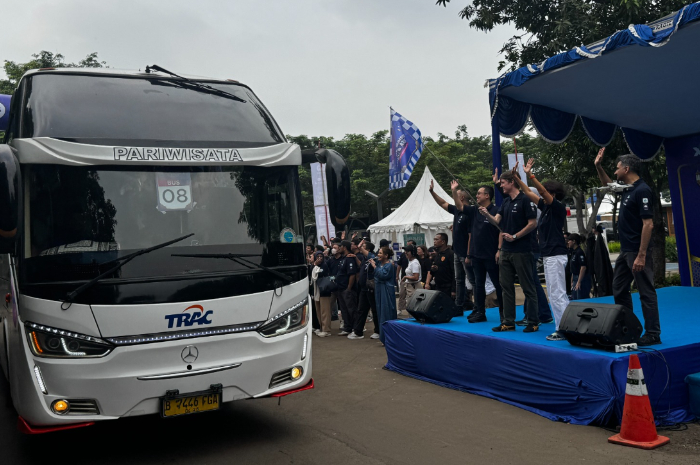 XL Axiata memberangkatkan para mudik ke kampung halaman melalui program mudik bareng gratis.