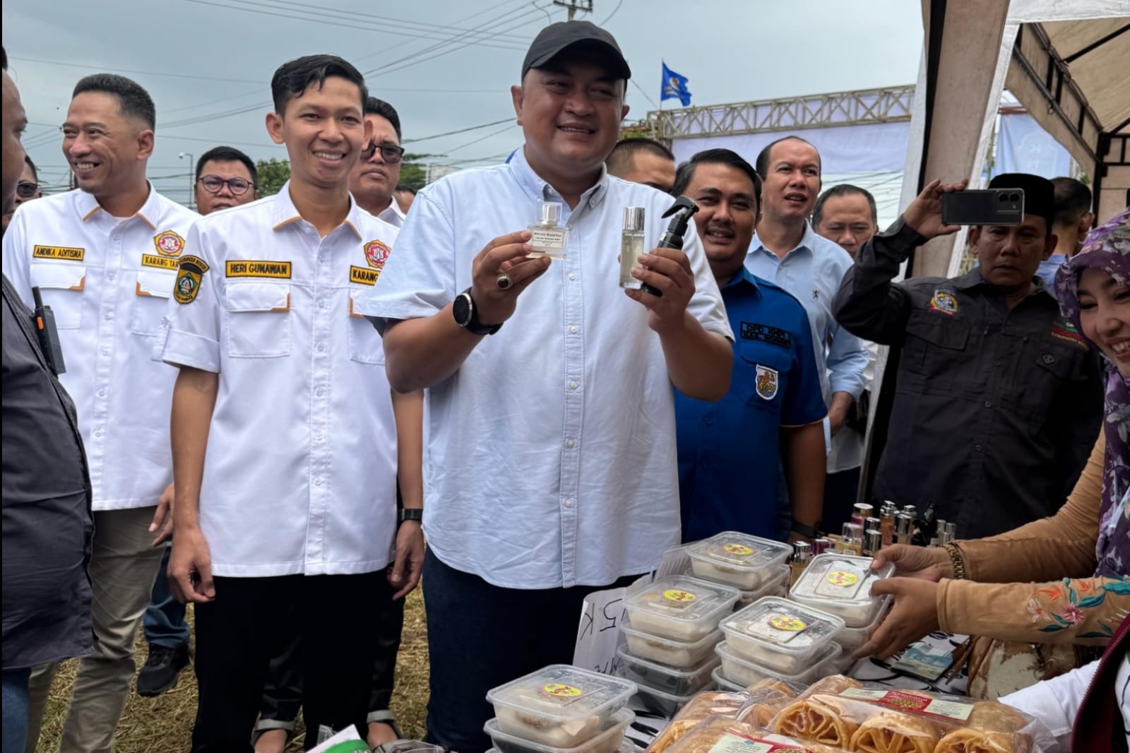 KNPI dan Karang Taruna (Katar) Kabupaten Bogor, menggelar kegiatan Gerakan Pangan Murah (GPM) di Kecamatan Bojonggede, Sabtu (29/3/2025).