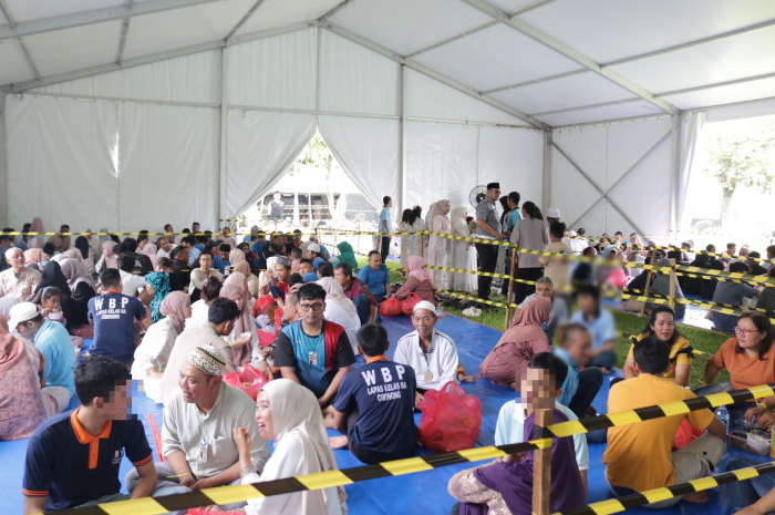 Suasana Hari Raya Idul Fitri 1446 Hijriah di tenda Lapas kelas II Cibinong, Kabupaten Bogor.
