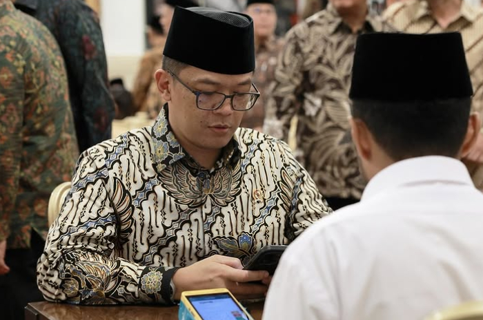 Menteri Luar Negeri, Sugiono sebut pemerintah Indonesia mengirim bantuan kemanusiaan ke Myanmar.