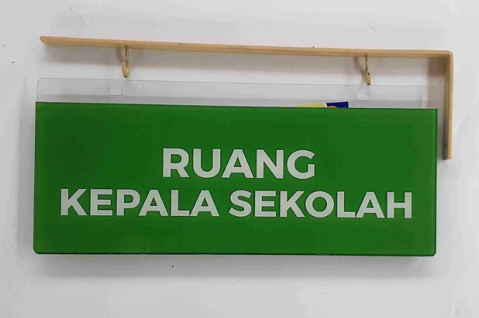 Ilustrasi kepala sekolah. Rautsan sekolah di Kabupaten Bogor belum punyak kepsek definitif.