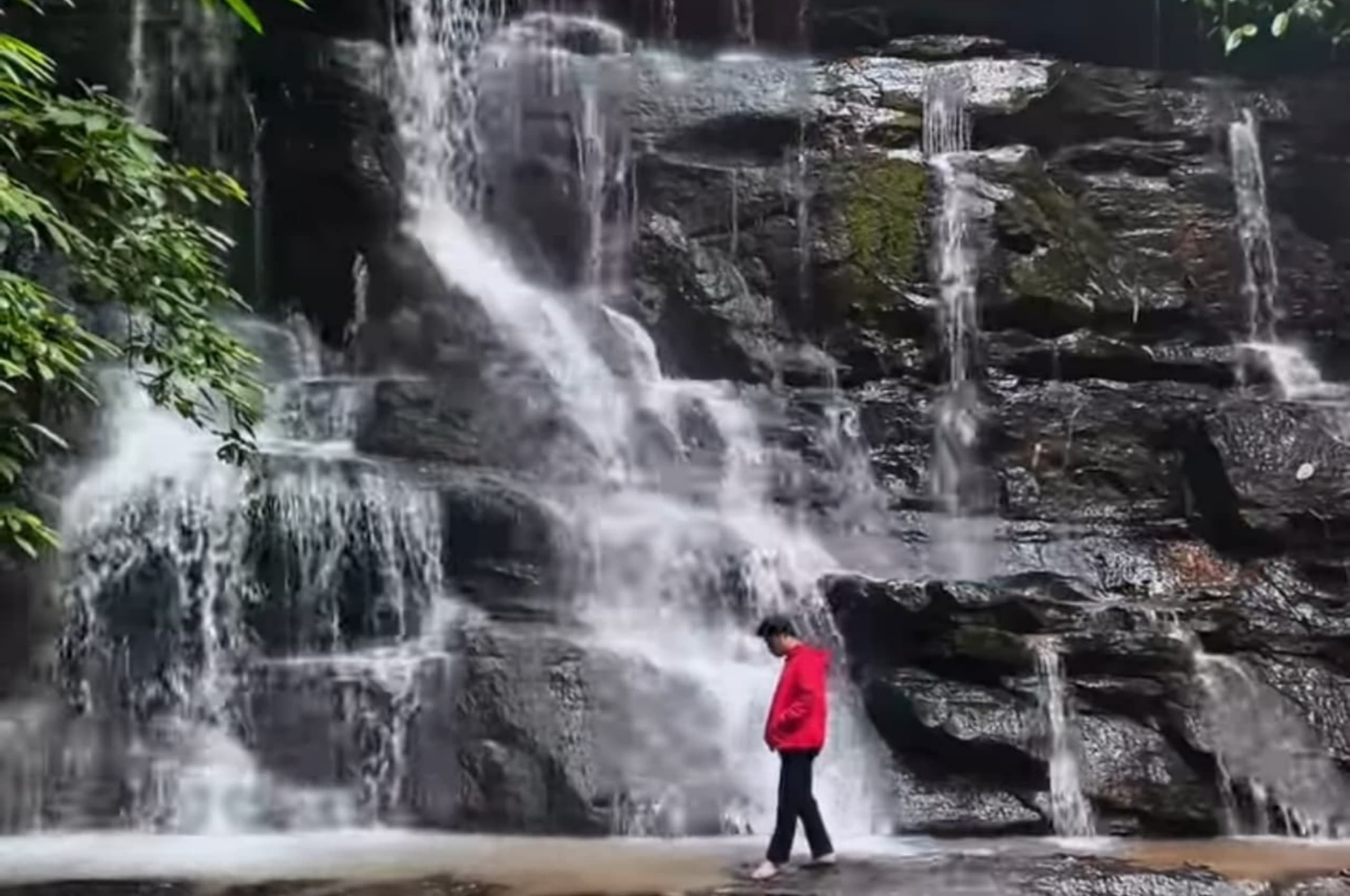 Potret Curug Country di Kabupaten Bogor.