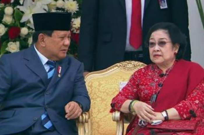 Megawati Soekarnoputri bersama Presiden Prabowo Subianto