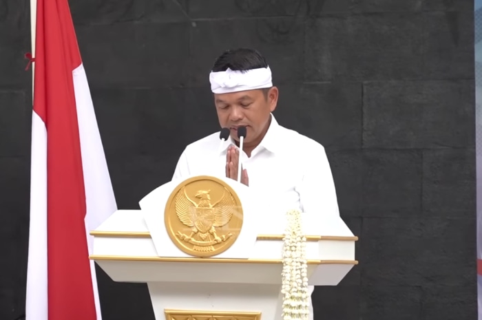 Gubernur Jawa Barat Dedi Mulyadi saat berpidato.