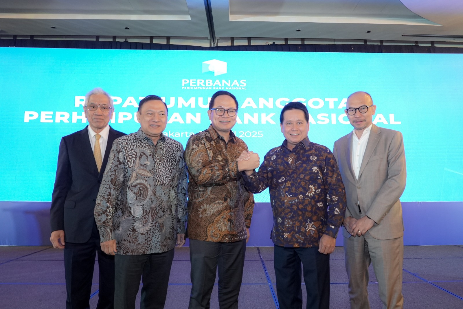 Direktur Utama BRI Hery Gunardi resmi terpilih sebagai Ketua Umum PERBANAS periode 2024&ndash;2028.