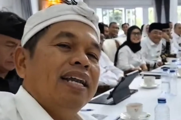 Gubernur Jawa Barat Dedi Mulyadi Dorong Reaktivasi Jalur Kereta Tua di Jawa Barat
