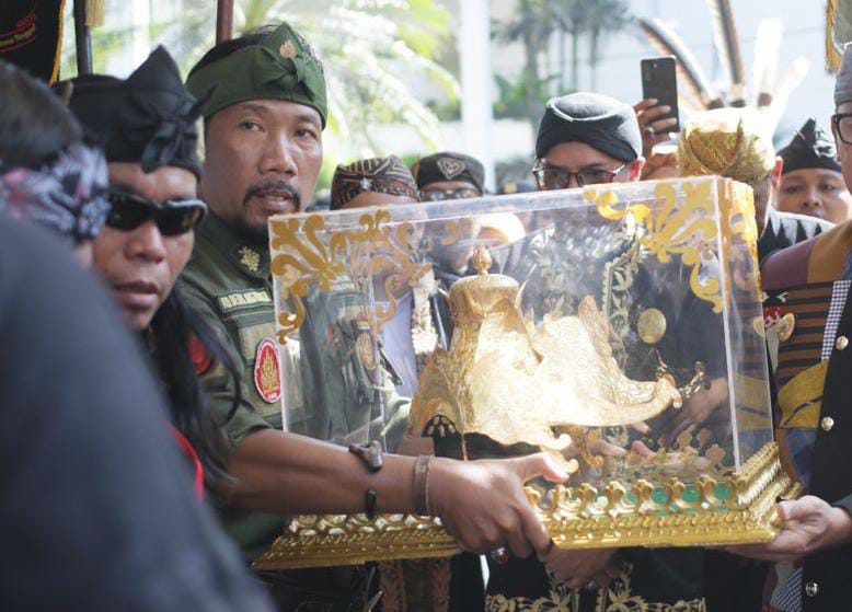 Mahkota Binokasih yang sempat digunakan Kerajaan Sunda Pajajaran.