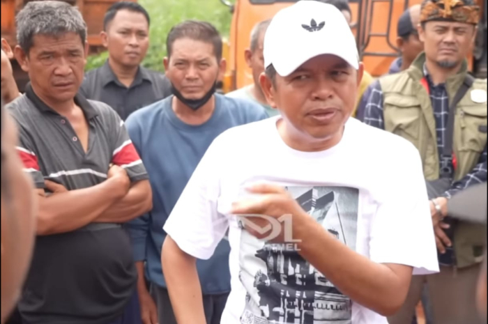 Jalan Rusak Parah di Cikarang. Gubernur Jawa Barat Dedi Mulyadi Siap Evaluasi Izin Galian