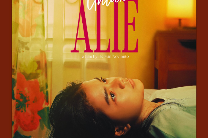 Film Bioskop Rumah untuk Alie