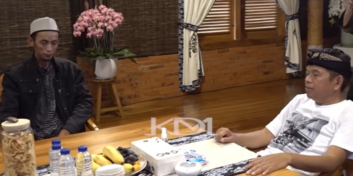 Gubernur Jawa Barat Dedi Mulyadi saat bertemu dengan petani Cianjur soal hutang siluman